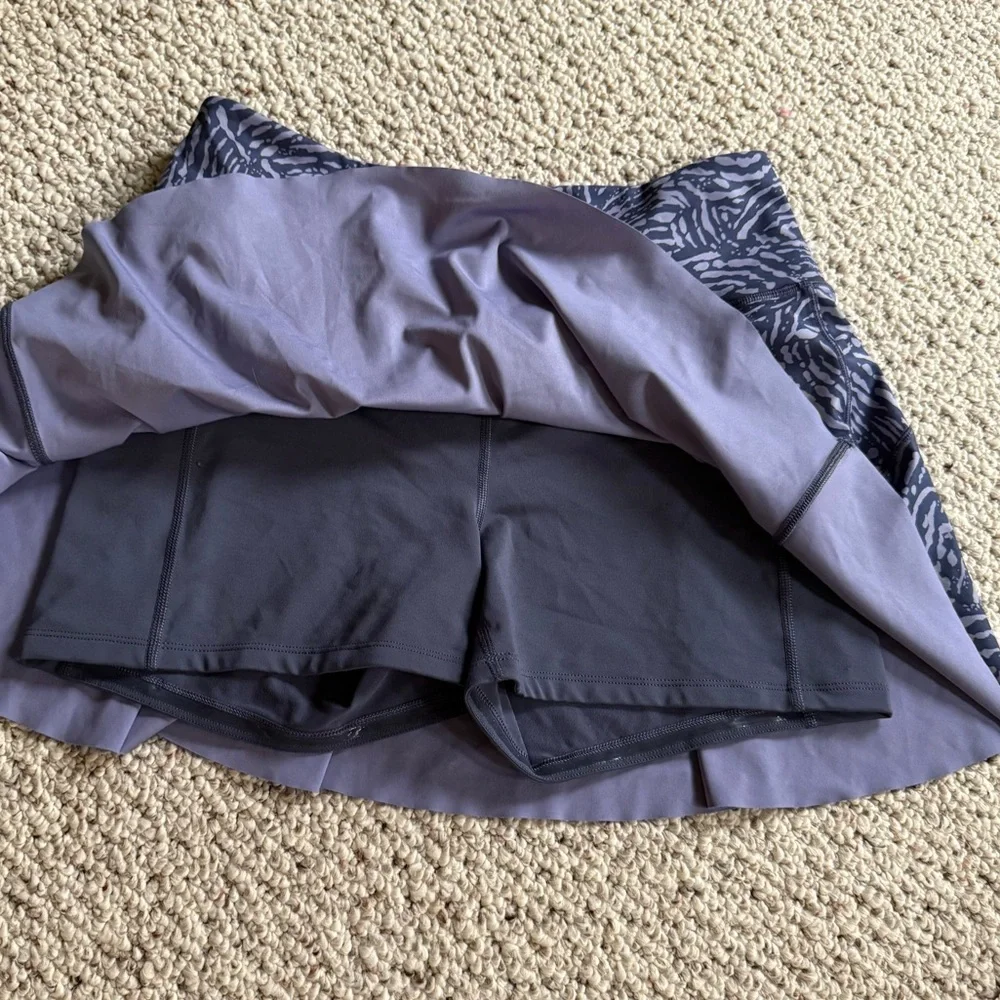 Athleta Purple Ace 13.5 Printed Stretchy Polyester Tennis Skort Plus Size Medium - Picture 2 of 6